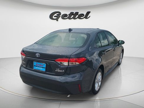 Used 2024 Toyota Corolla LE w/ LE Convenience Package FWD image 5