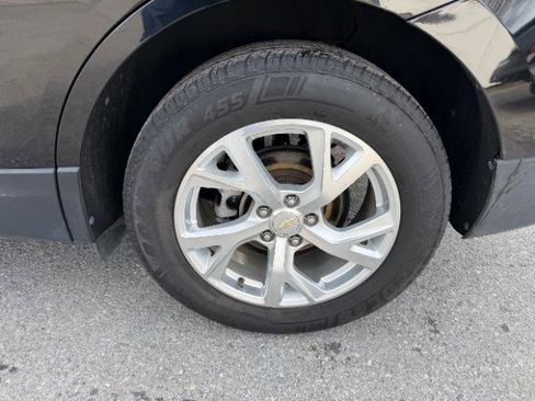 Used 2020 Chevrolet Equinox Premier image 12