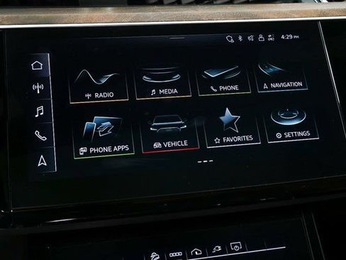 Certified 2022 Audi e-tron Premium image 14