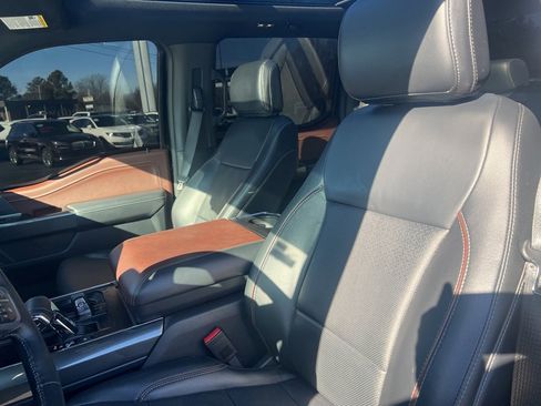 Used 2023 Ford F150 Lariat w/ Equipment Group 502A High image 7