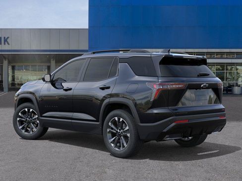 New 2026 Chevrolet Equinox RS w/ Convenience Package III FWD image 3