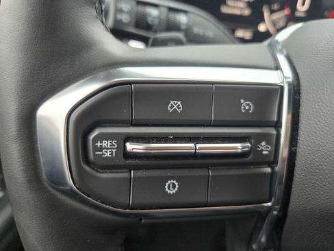 Used 2025 GMC Yukon Denali AWD/4WD image 20