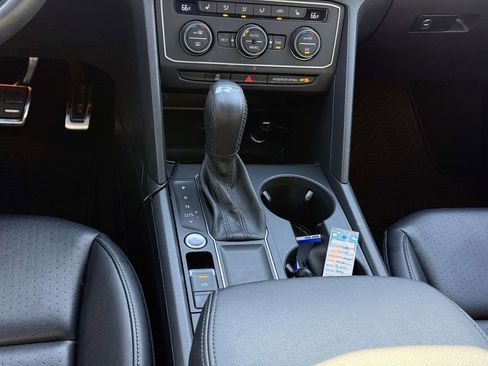 Used 2019 Volkswagen Atlas SE image 20