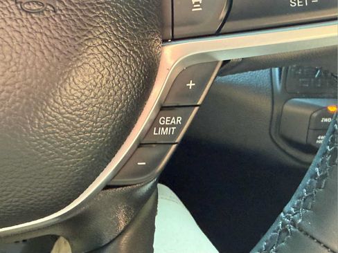 Used 2026 RAM 2500 Big Horn AWD/4WD image 14