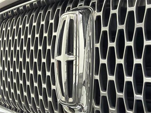 Used 2022 Lincoln Navigator L Reserve image 15