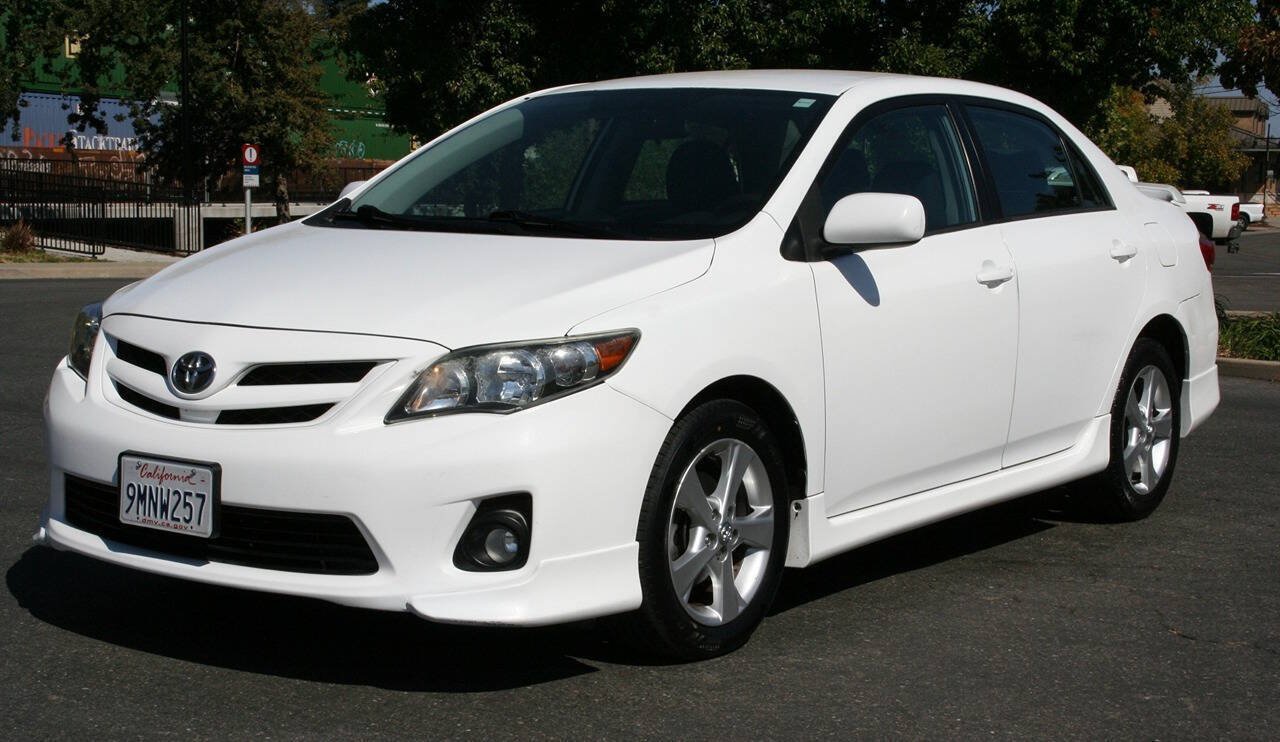 Used 2013 Toyota Corolla S FWD image 8