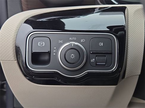 New 2026 Mercedes-Benz CLA 250 4MATIC image 19