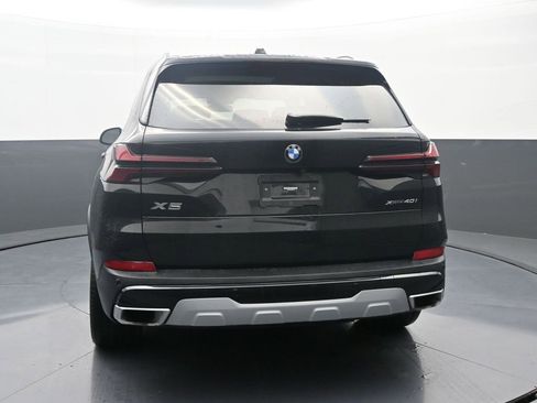 Used 2024 BMW X5 xDrive40i w/ Premium Package image 6