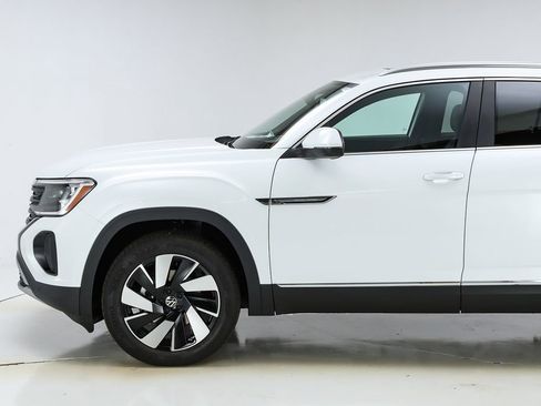 New 2026 Volkswagen Atlas Cross Sport SEL image 42