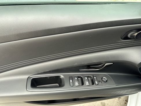 New 2026 Hyundai Elantra SEL Sport image 19