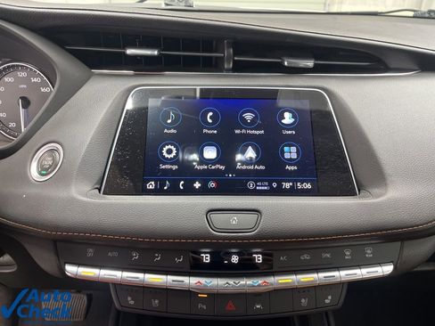 Used 2023 Cadillac XT4 Premium Luxury image 15