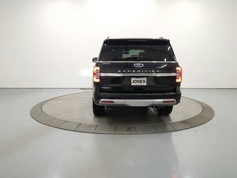 Used 2024 Ford Expedition Limited image 6