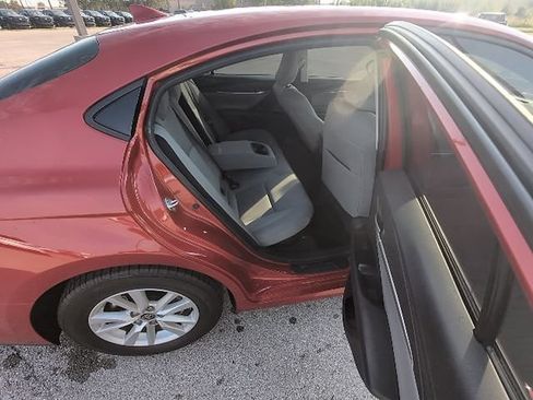 Used 2025 Toyota Camry LE FWD image 5