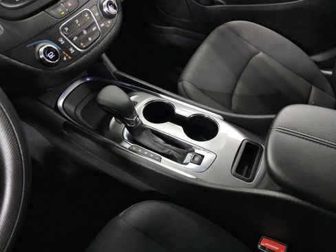 Used 2024 Chevrolet Malibu LT FWD image 22