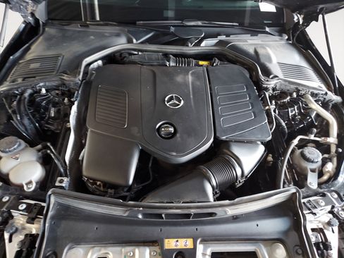Used 2023 Mercedes-Benz C 300 Sedan image 27