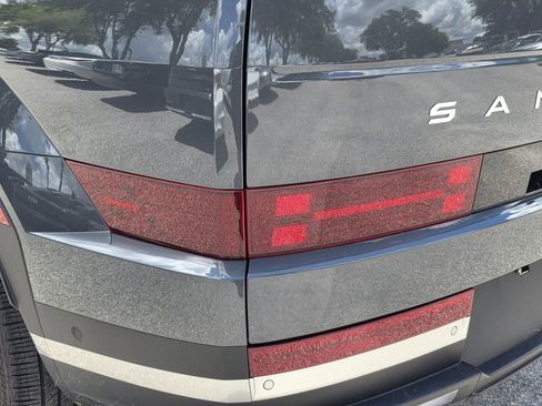 Used 2025 Hyundai Santa Fe Limited FWD image 7