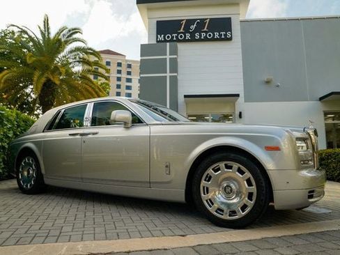 Used 2013 Rolls-Royce Phantom Sedan image 99