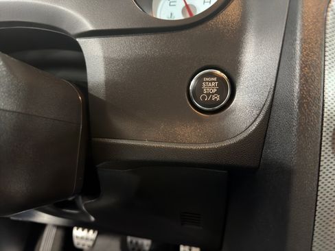 Used 2012 Dodge Challenger R/T RWD image 21