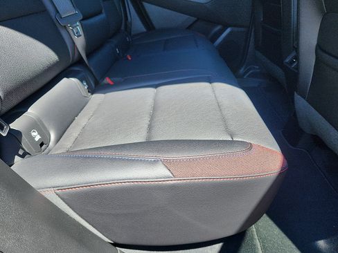 Used 2026 Chevrolet Equinox RS AWD/4WD image 30