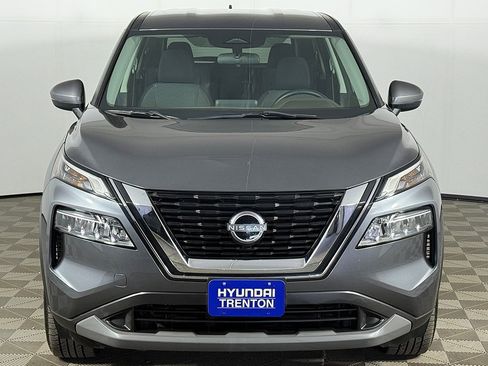 Used 2022 Nissan Rogue SV image 9