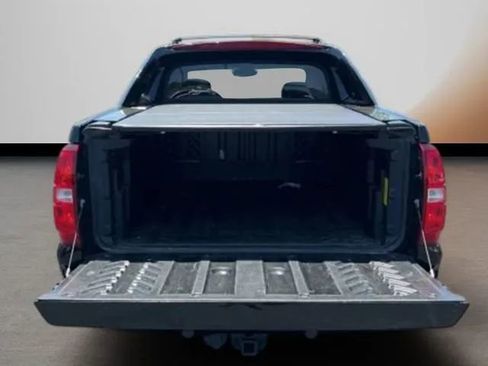 Used 2013 Chevrolet Avalanche LTZ AWD/4WD image 9
