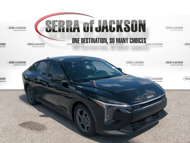 Certified 2025 Kia K4 FWD image 2