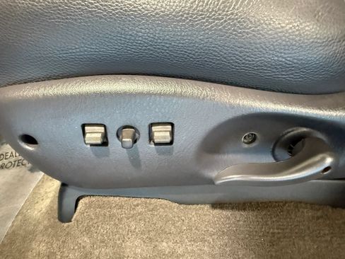 Used 2000 Dodge Durango 4WD image 47