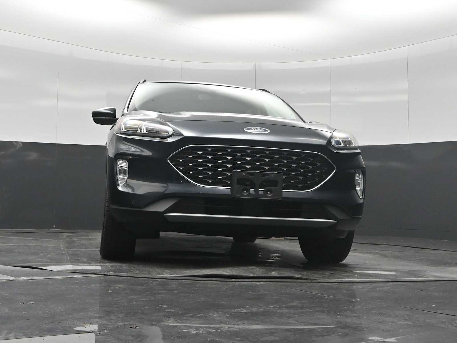 Used 2022 Ford Escape Titanium AWD/4WD image 26