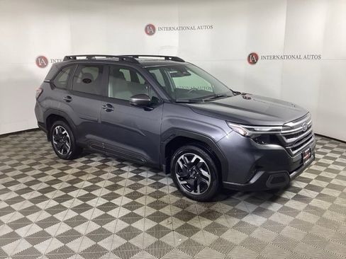 Certified 2025 Subaru Forester Limited image 3