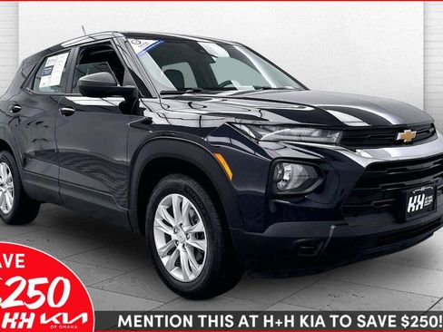 Used 2021 Chevrolet TrailBlazer LS AWD/4WD image 1