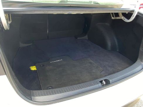 Used 2024 Toyota Corolla LE image 19