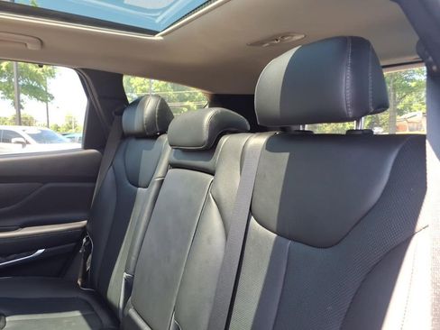 Used 2022 Hyundai Santa Fe SEL w/ Convenience + Premium Package AWD/4WD image 12