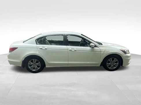 Used 2011 Honda Accord SE image 8