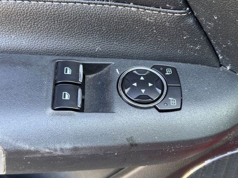 Used 2023 Ford Mustang Premium image 22