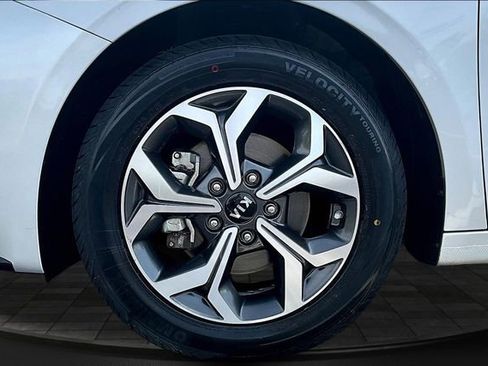 Used 2021 Kia Forte LXS FWD image 31