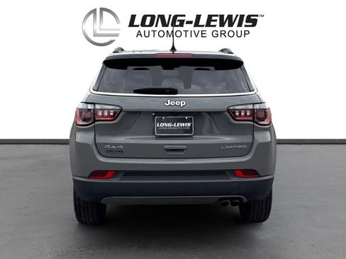 Used 2022 Jeep Compass Limited image 5