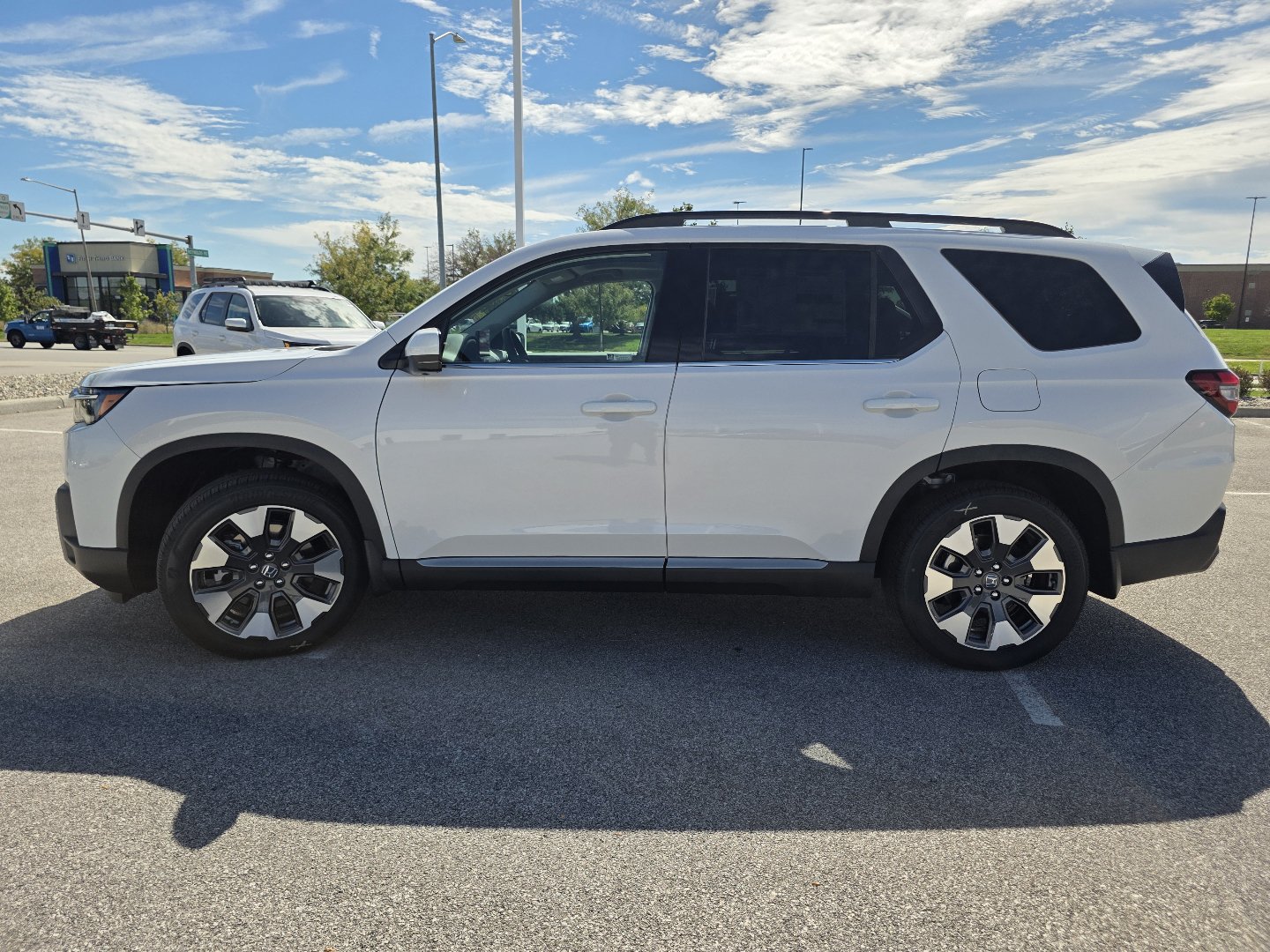 New 2026 Honda Pilot Touring image 15