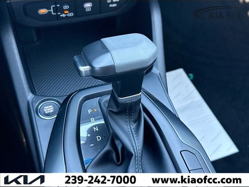New 2025 Kia K4 LXS image 26