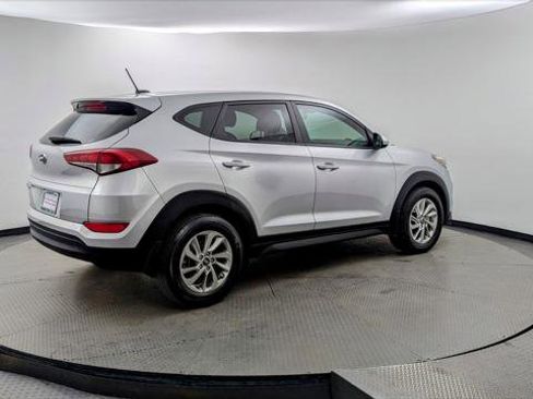 Used 2017 Hyundai Tucson SE image 8