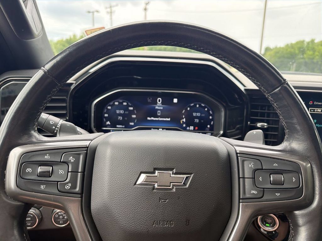 Used 2022 Chevrolet Silverado 1500 ZR2 w/ Technology Package AWD/4WD image 11