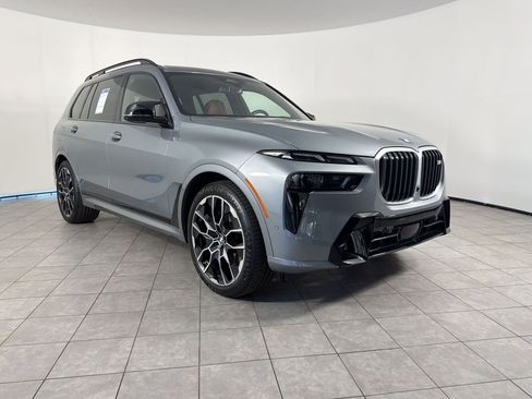 Certified 2025 BMW X7 M60i image 7