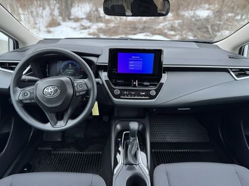 Used 2026 Toyota Corolla LE image 22