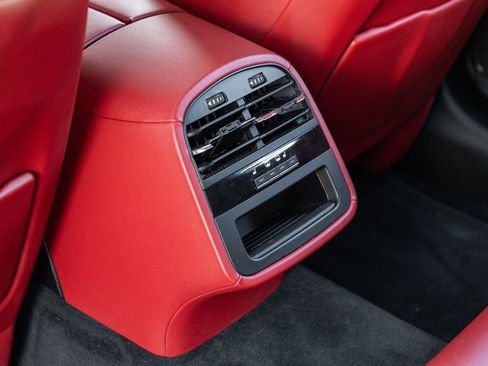 Used 2022 Maserati Quattroporte GT image 54