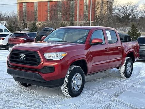 Used 2023 Toyota Tacoma SR image 1
