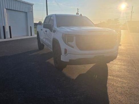 Used 2024 GMC Sierra 1500 Pro w/ Graphite Edition AWD/4WD image 4