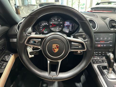 Used 2018 Porsche 718 Boxster RWD image 61