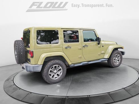 Used 2013 Jeep Wrangler Unlimited Sahara w/ Connectivity Group AWD/4WD image 9