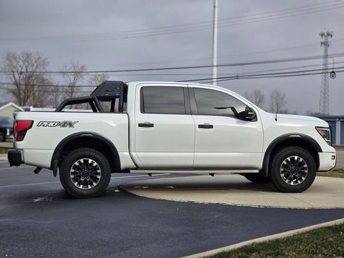 Used 2020 Nissan Titan PRO-4X w/ Pro-4x Convenience Package image 8