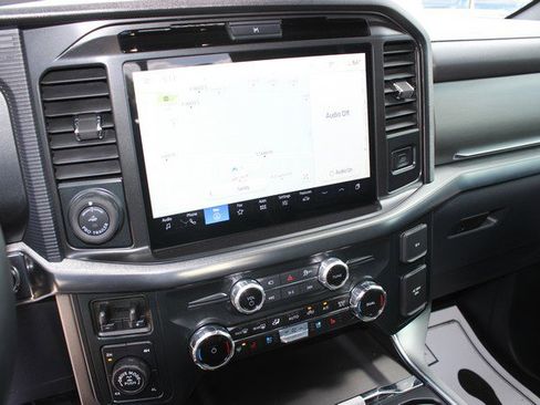 Used 2025 Ford F150 Platinum AWD/4WD image 9