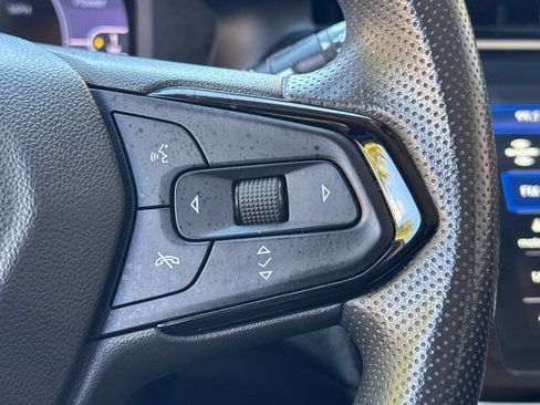 Used 2023 Chevrolet Bolt EUV LT w/ Driver Confidence Package FWD image 36